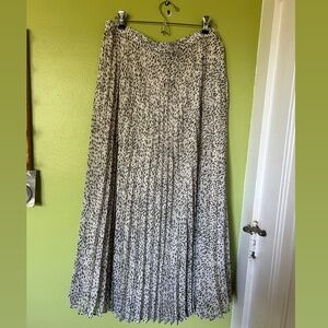 Chaps Maxi Dotted Skirt